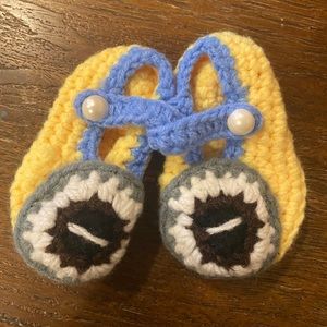 Minions baby knit shoes slipper